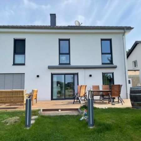 Modernes Ferienhaus In Uedersdorf Kültér fotó