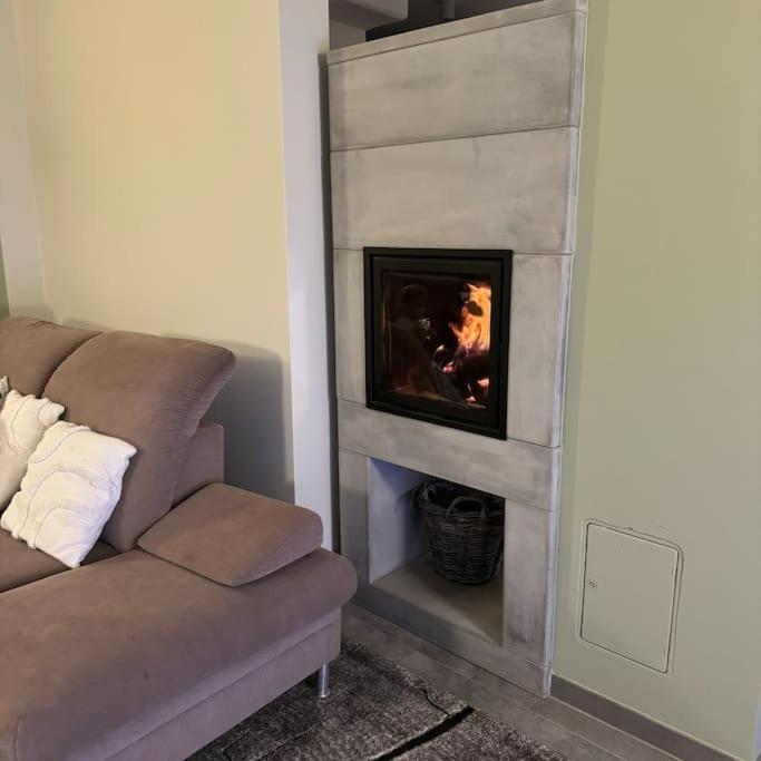 Modernes Ferienhaus In Uedersdorf Kültér fotó