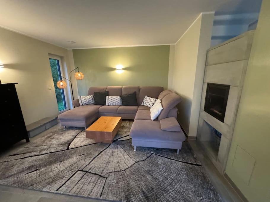 Modernes Ferienhaus In Uedersdorf Kültér fotó